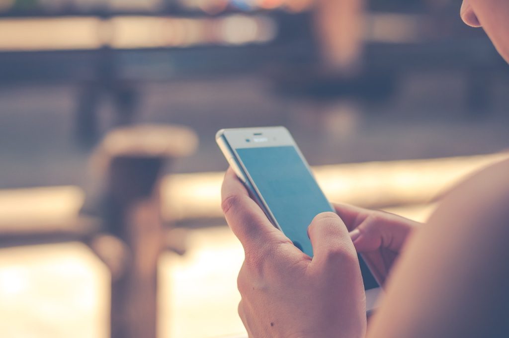 phone, smartphone, sony-958066.jpg